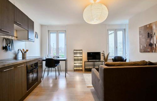 One bedroom apartment near tramway & shops - Foto 1