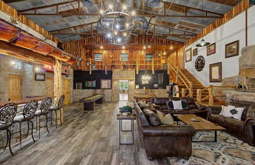 Oakridge Ranch: Pool + Hot-tub, Pickleball Court, Whiskey & Wine Room - Foto 153