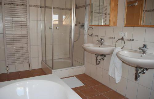Ferienwohnung mit Pool - Foto 9
