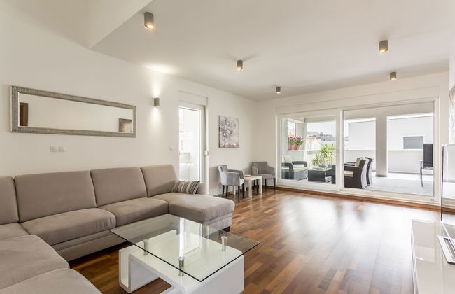 Beach Residence with pool and sea view - Foto 1