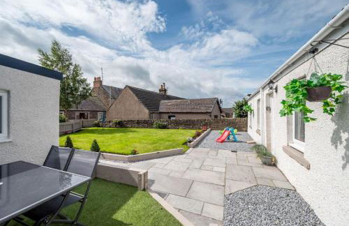 Charming Forfar House and Hot Tub - Foto 3