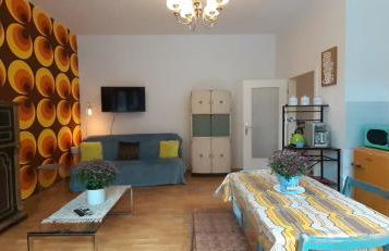 Enjoy Goerlitz Augustastrasse Parkplatz und Balkon - Foto 16