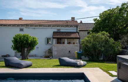 Villa Jona in Žužići - Haus für 8 Personen - Foto 1