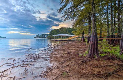 'Cypress Point' Spacious Home: Pier & Boat Launch! - Foto 38
