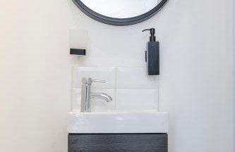 Bay City Studio Apartments - Foto 46