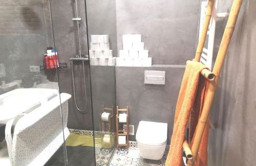 Roós, design loft near the sea. - Photo 17