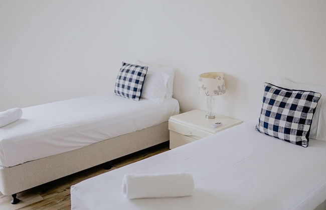 Zenith Ocean Front Apartments - Photo 7