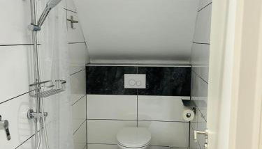 Messe HV-2 - Foto 3, Shower