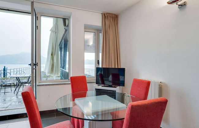 Holiday Home in Meina With Private Beach - Foto 15