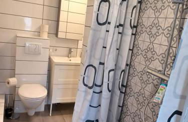 Kleine Galerie Apartment für 3 mit Küche Kamin Netflix Parken und Hofladen - Foto 29