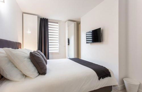 D&E - PARIS-DISNEY - HOLIDAYS APARTMENT - APPARTEMENT DE VACANCES - 5 CHAMBRES- 5 SDB - 5 BEDROOMS - 5 BATHROOMS - Netflix - Foto 28