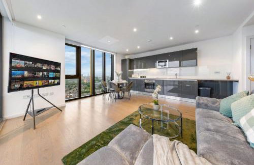 2 BR Flat By Regal Realms Short Lets & Serviced Accommodation London With City View - Foto 18