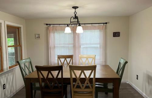 A charm Cape house centrally located close to everything that Cape code offers - Foto 15