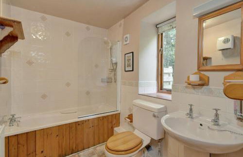 Duddings Country Cottages - Photo 68