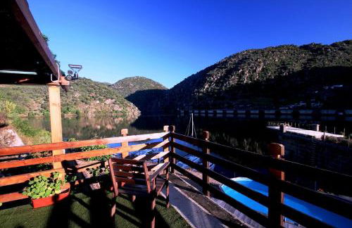 Douro Yacht Charter & Bungalows - Foto 12