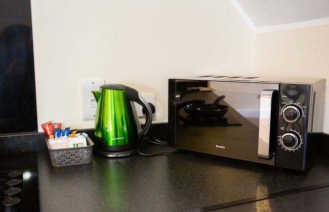 2-bedroom Penthouse, Clockhouse, Hoddesdon - Photo 17