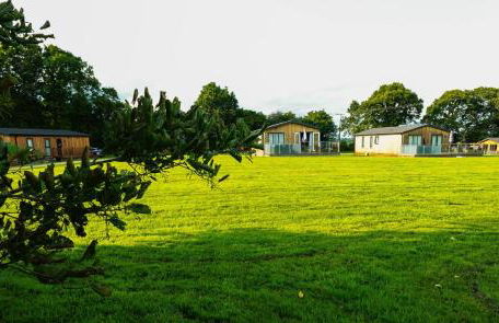 Shropshire Lodges - Romantic Luxury Hot Tub Breaks - Foto 50
