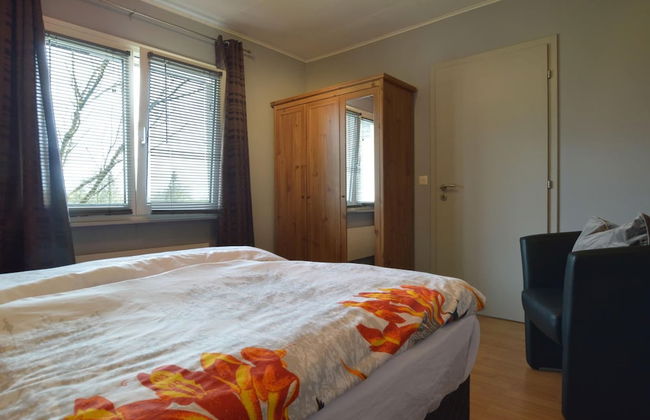 Cozy Chalet With Pond, Malmedy - Photo 4