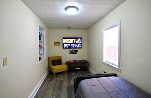 The Lounge - Downtown Chillicothe - Foto 9