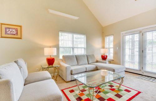 Central and Spacious Townhome in Greensboro! - Foto 11