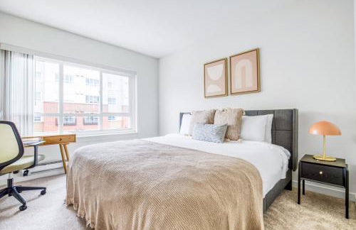 Downtown Bellevue 2BR w WD Storage nr Shops SEA-318 - Foto 8