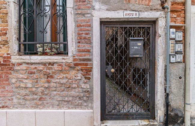 Corderie de la Tana Biennale Exhibition - Foto 29