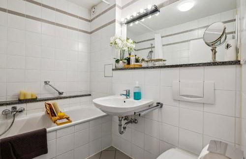 Gelbe Koffer - Family & Business 2 SZ Apartment in Neunkirchen - Self-Check-in - Balkon - Parkplatz - bis 5 Pers - Foto 27