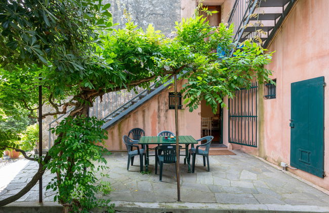 1 bedroom Apartment in Albisola Superiore with garden - Photo 22
