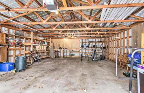 Cozy Crosby Cabin Near Serpent Lake and Main St - Foto 28