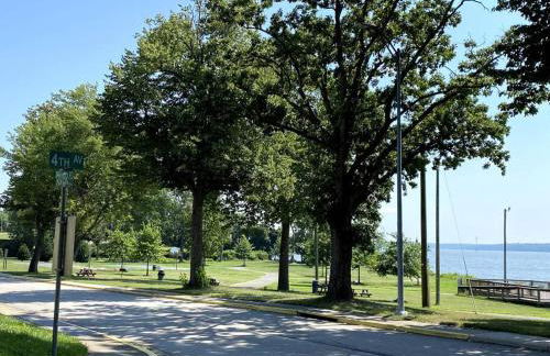 Potomac River Quantico Marines 2BR Bungalow Home - Foto 22