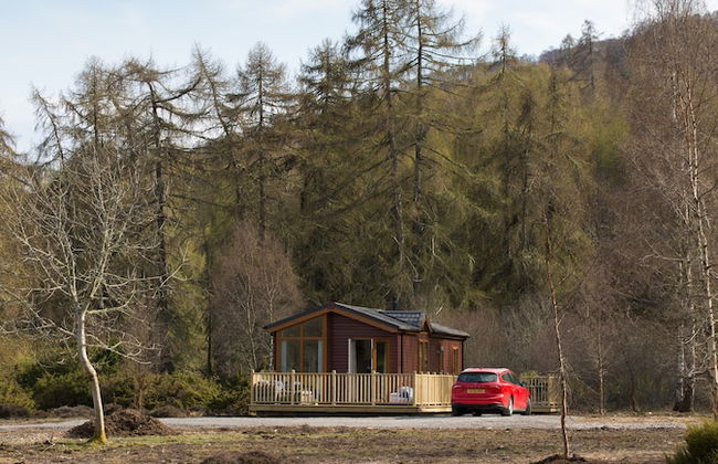 2-bed Cottage With Hot Tub at Loch Achilty, Nc500 - Foto 1