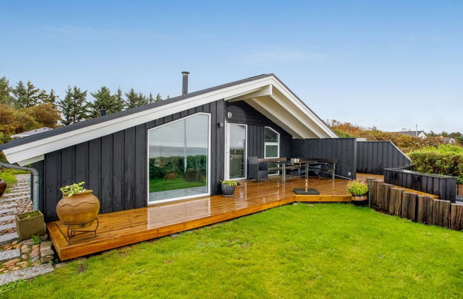 "Holmwith" - 50m from the sea - Foto 1