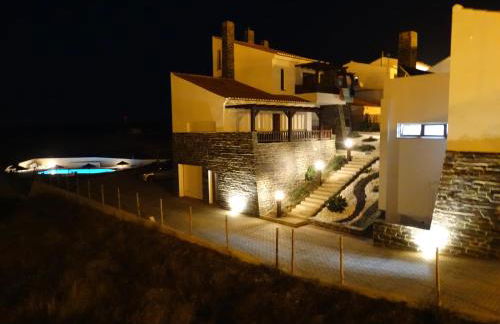 Falésias da Arrifana - Foto 17