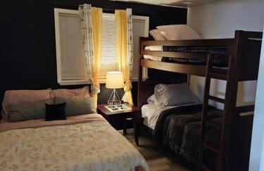 There's No Place Like Home - Foto 12