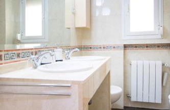 Bright and Wide apartment - Avenida de America - Foto 23