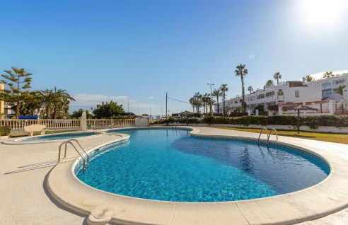 Cozy Apartment In Orihuela With Wifi - Photo 9