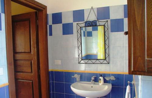 Holiday Home in Guardavalle Near River - Foto 32