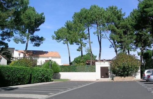 La Palmyre - PETITE VILLA MITOYENNE -PISCINE COLLECTIVE- PROCHE CENTRE - Foto 16