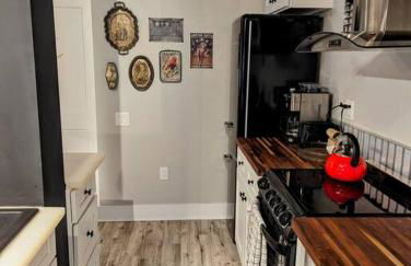 Cozy AF Gothic Rose Gallery - Foto 34