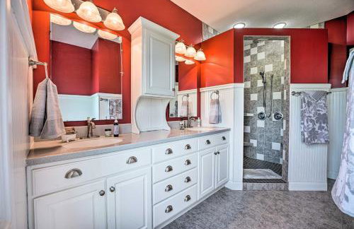 Blue Birds Perch Stunning Home on Private Hilltop - Foto 15