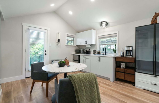 3 Separate Homes Walkable to Soco - Foto 14