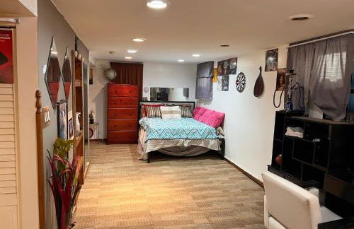 Garden Suite 30 Mins to NYC, Mins to EWR, Prudential Center, NJPACK - Foto 4