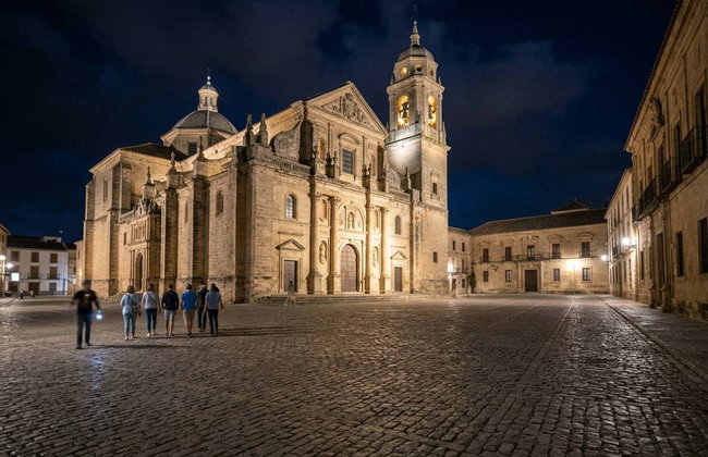 Baeza Night Tour - Photo 2