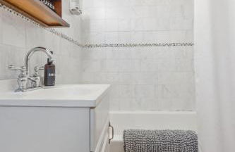 Little Red Roof-1mi to Downtown-Along Bike Trail - Foto 18