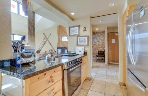 Mammoth Lakes Condo - Steps to Ski Lift! - Photo 10