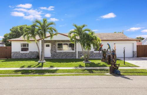 Fantasy Resort OMG PoolWaterfall outdoorKitchn Gym - Foto 28