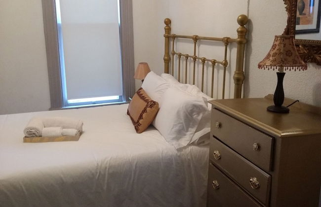 Beautiful Downtown Indy Guest Homes - Foto 16