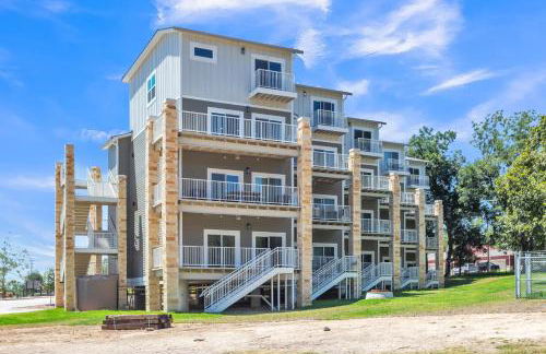 Whiskey River - Texas Music Theme in Historic Gruene, Riverfront on the Guadelupe River - Foto 34