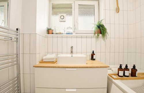 Stylish 2-Bed Flat in Woolwich, Central London - Foto 15