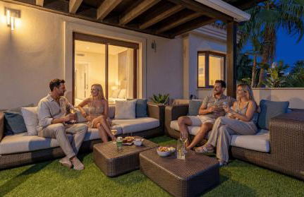 VACATION MARBELLA I Private HEATED Swimming pool, Walking distance to Puerto Banus, Security 24-7, BBQ, WiFi - Foto 49